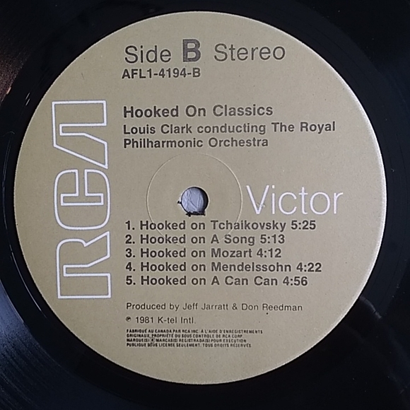 Louis Clark Conducting The Royal Philharmonic Orchestra - Hooked On Classics LP - Picture 4 of 4